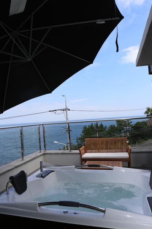 Plumeria Pension 济州市 外观 照片