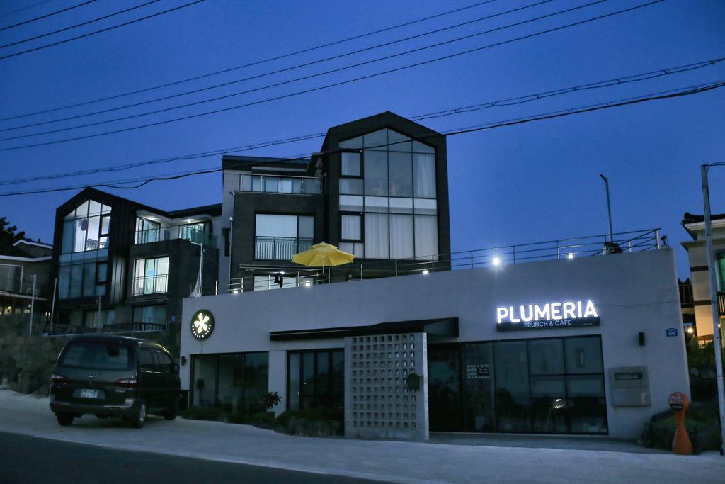 Plumeria Pension 济州市 外观 照片